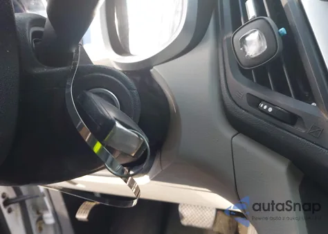 2013 Chevrolet Equinox Ls z USA, uszkodzony, nr VIN 1GNALBEK4DZ121981